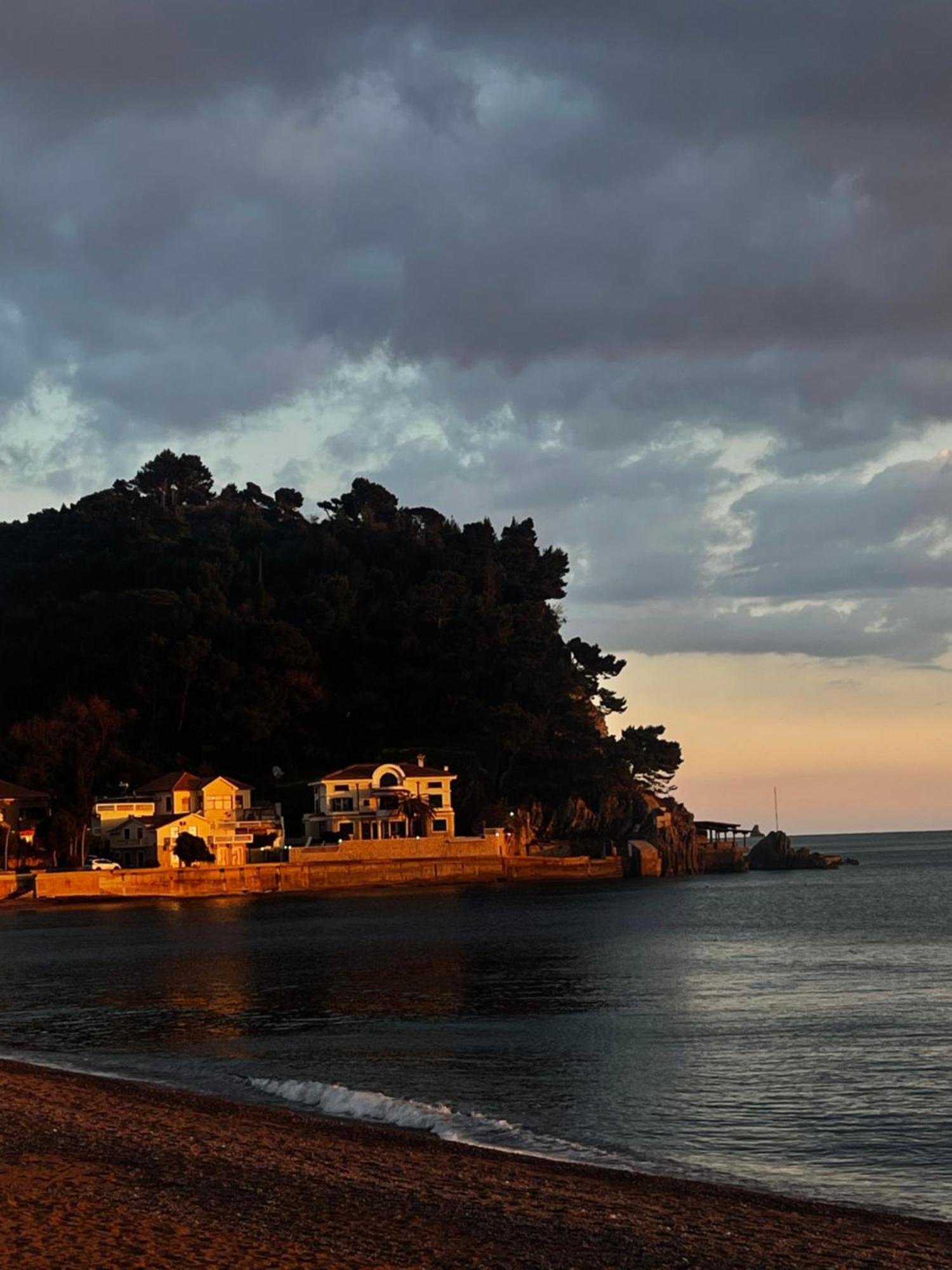 Kuca Radovic Budva Exterior foto